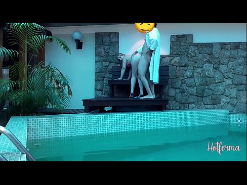❤️ Boss uzaicina kalponi uz baseinu, bet nevarēja pretoties karstu ❌ Seks video pie mums lv.vegasservice.ru ❌️❤