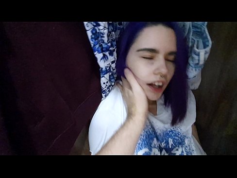 ❤️ Atradu savu māsu skapī un palīdzēju viņai beigt. ❌ Seks video pie mums lv.vegasservice.ru ❌️❤