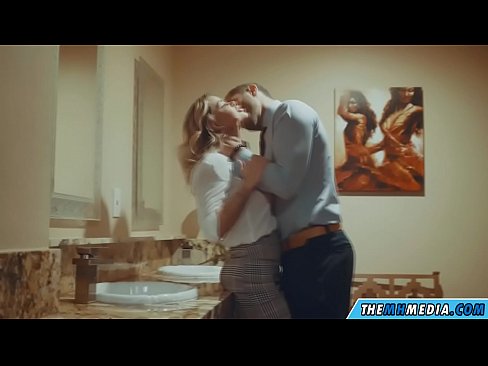 ❤️ Kad krūtiska blondīne pavedina tevi publiskā tualetē ❌ Seks video pie mums lv.vegasservice.ru ❌️❤
